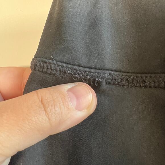 Athleta Black Tiered Swagger Skort Sz M Woman's Tennis Skirt - Picture 7 of 9